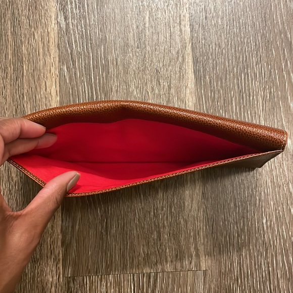 Beautiful TUSK brown Leather Envelope Clutch Wristlet Wallet with red lining - Picture 7 of 7